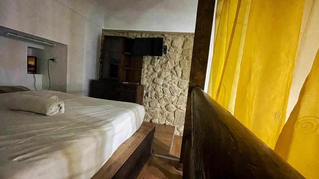 Via Roma 100 Rooms إينّا المظهر الخارجي الصورة